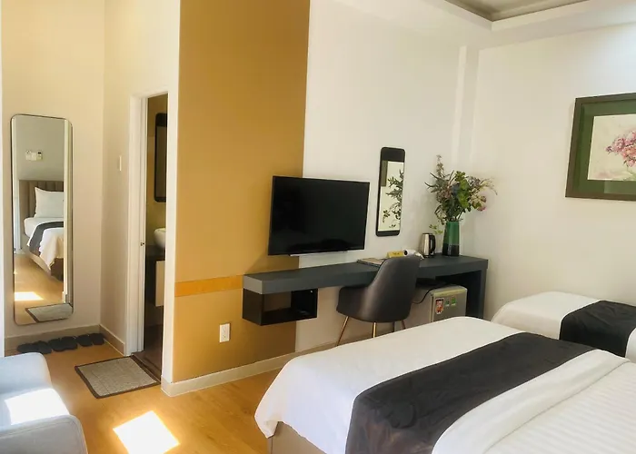 Trang An Hotel - 5 Minutes Landmark 81